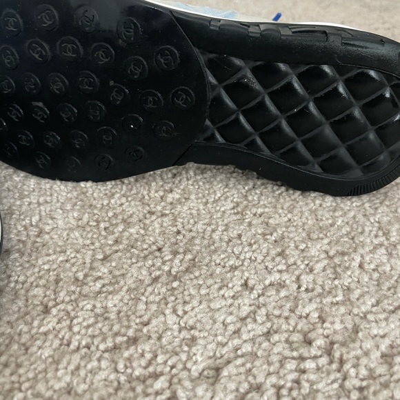 CHANEL
Calfskin Mesh Lyrca Womens Logo - Picture 4 of 6